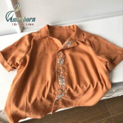 Áo linen sơ mi nữ màu cam đất thêu tay hoa sao