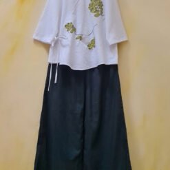 Set đồ áo quần linen thêu vẽ tay họa tiết xương rồng tai thỏ